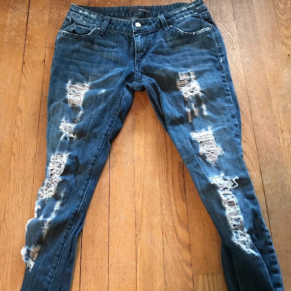 FURST PREMIUM DISTRESSED JEANS